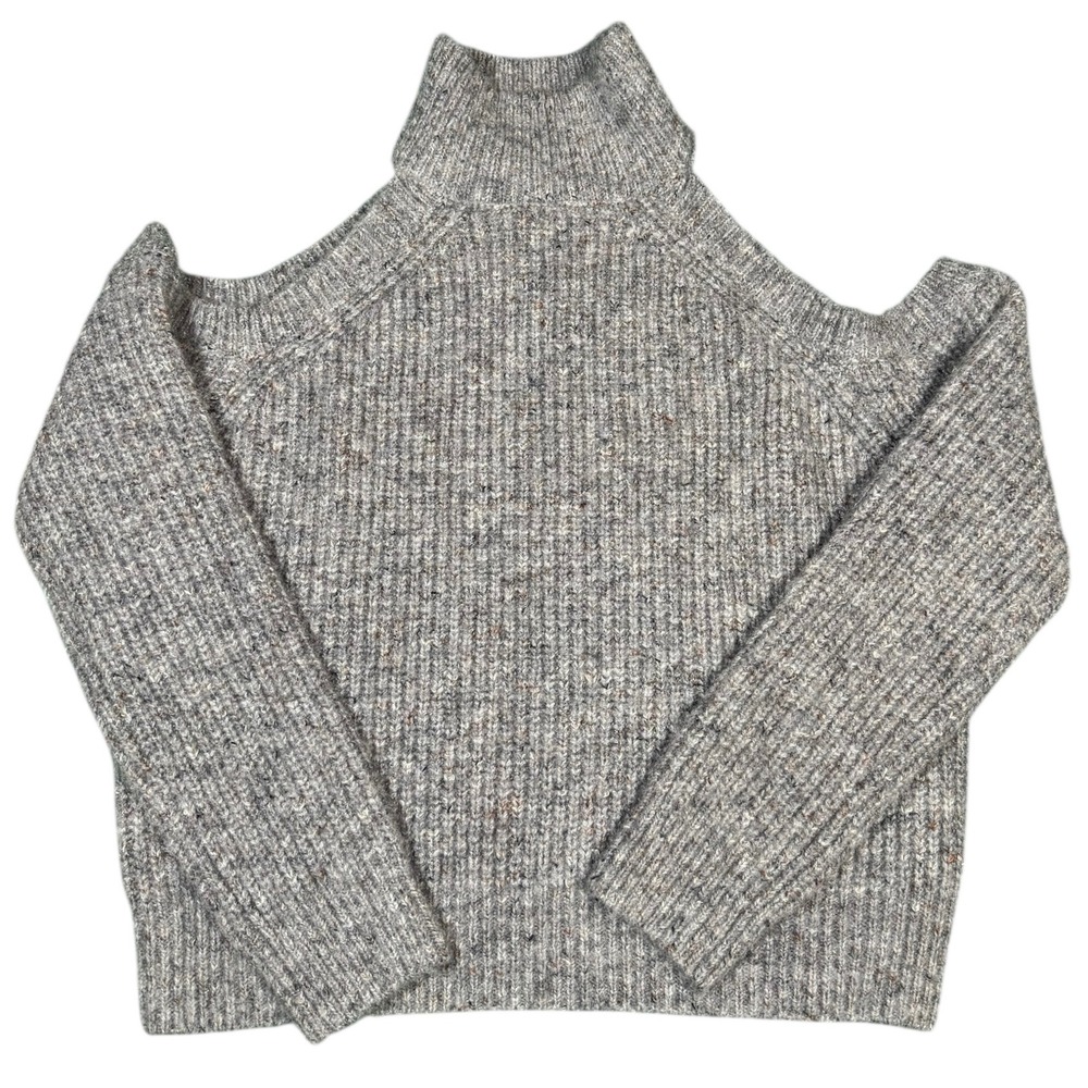 NWT ASTR The Label Gray Cold Shoulder Turtleneck Sweater Size‎ XL